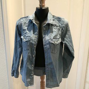 Forever 21 Denim Curved Hem Shirt